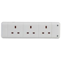 3 way uk white extension socket