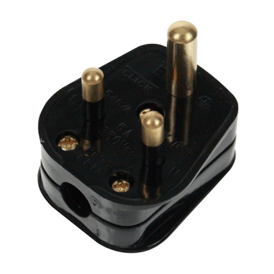 Black 5 Amp 3 Pin Round Plug | EuroNetwork